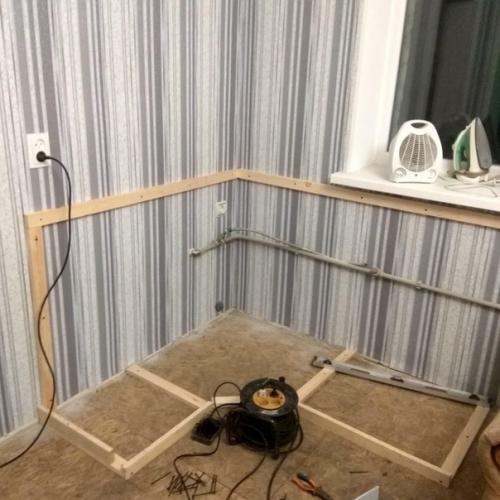 Мебель в кухню сделал сам, получилось очень бюджетно (на это и был расчет.