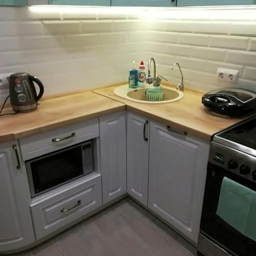 Моя кухня с применением мятных цветов и натурального дерева. 06