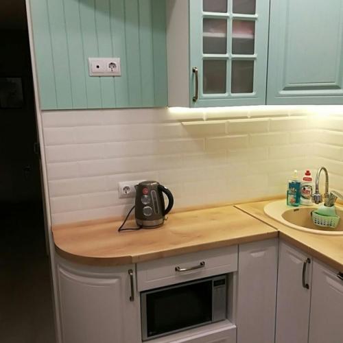 Моя кухня с применением мятных цветов и натурального дерева. 03