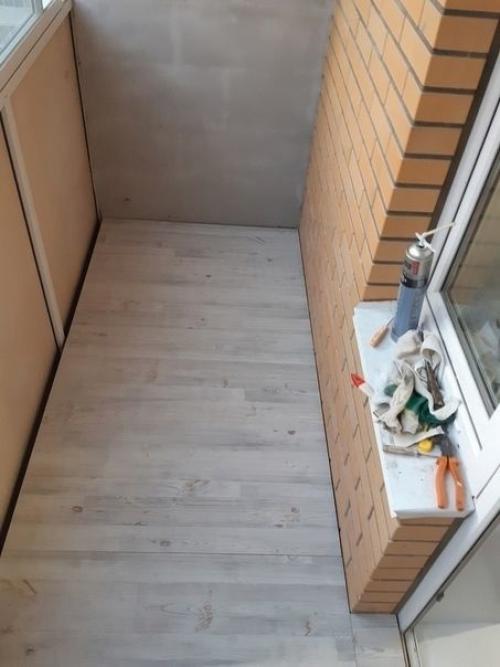 Поработал над своим балконом. 02