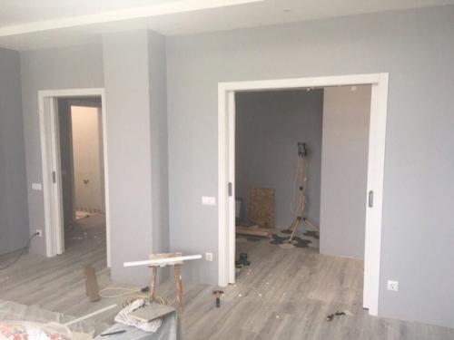 Когда я впервые столкнулся с дверями - купе, я чувствовал себя немного ошеломленным. 04