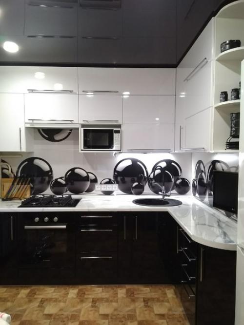 Преобразование жилого пространства всегда интересный эксперимент, особенно если речь о квартире в хрущевке. 01