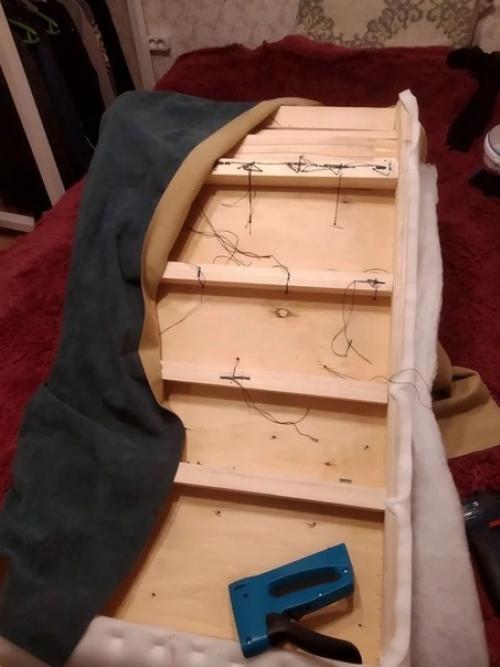 Увидели в интернете ролик, как делали такой шезлонг и мы взяли, и повторили. 04