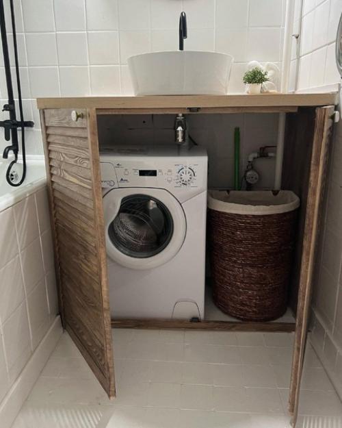 Наша ванная комната была старой, устаревшей и не функциональной. 07