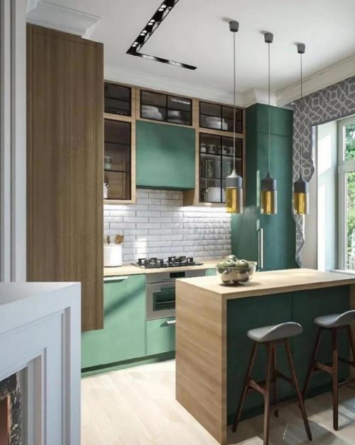 Важным моментом в реорганизации маленькой кухни является использование света и цвета. 01