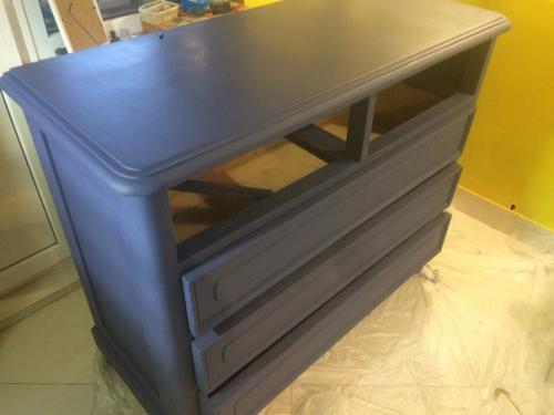 Камоду вторую жизнь подарил. 02