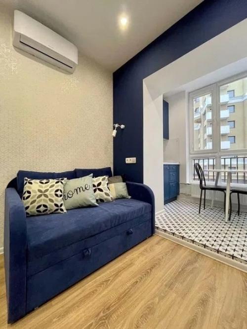 Ремонт этой студии обошелся нам в 300 000 р, куда еще вошла работа дизайнера, нам хотелось чего то необычного. 03