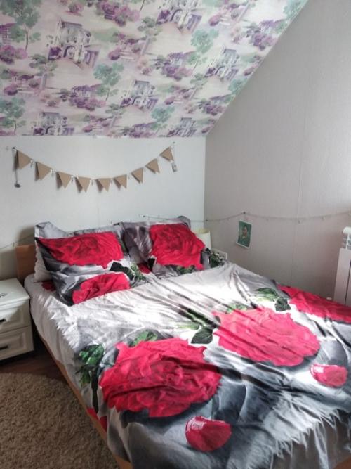 Моя комнатка на даче, на чердаке.