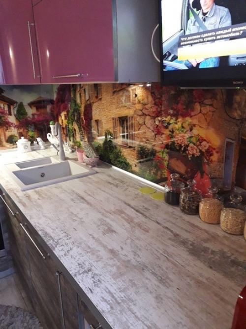 Пусть говорят, что щас фартуки с пейзажами не в моде, а мне нравиться. 07