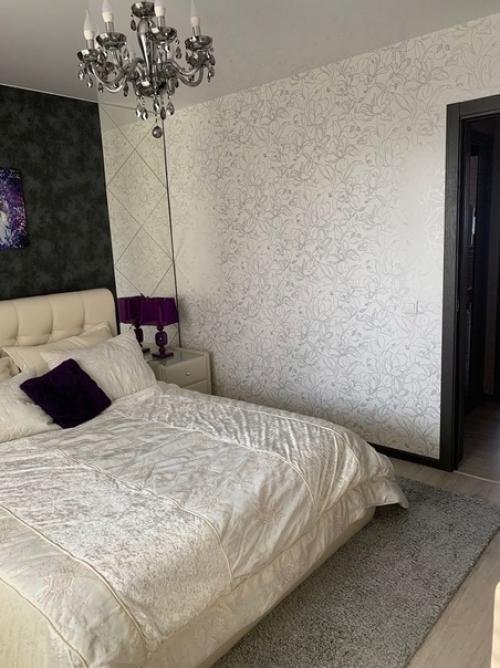 Ну что, мы выложились на полную, чтобы сделать квартиру цивильной. 03