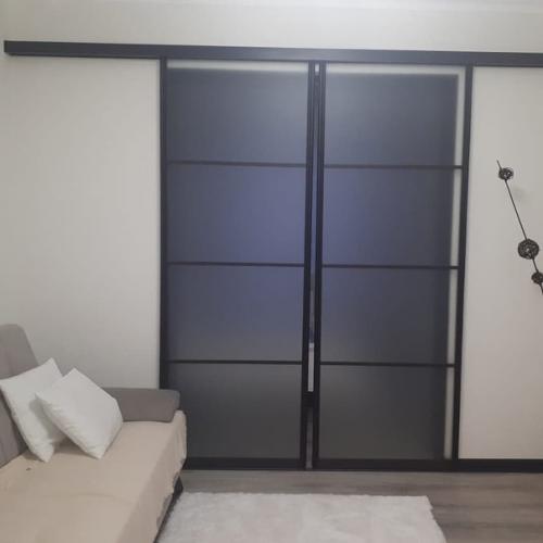 Хочу показать как мы разграничили комнату в нашей однокомнатной квартиры. 02