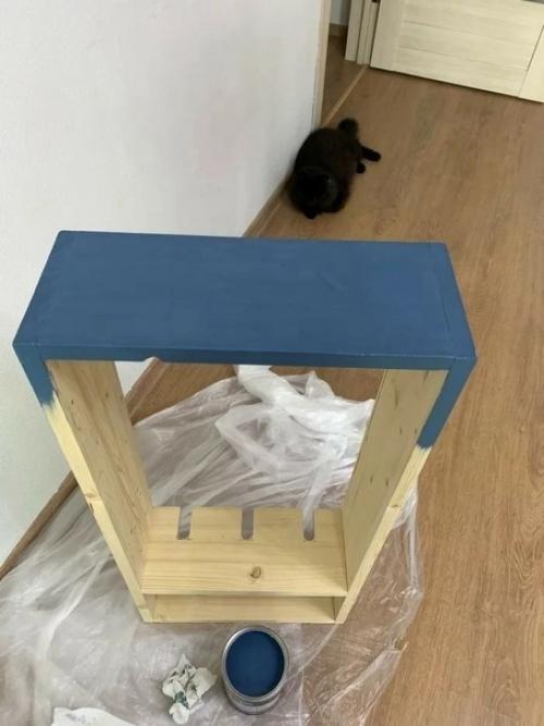 В интернете наткнулся на одну штуку, это полочка для вина. 02