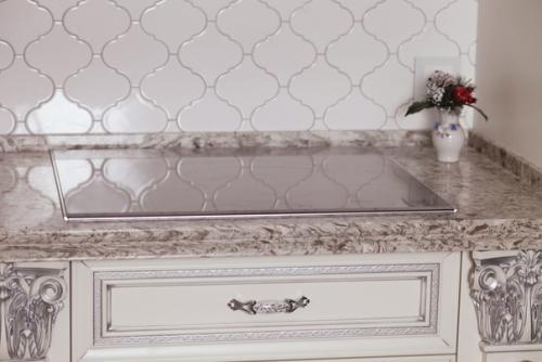 Скажем так, это был первый опыт ремонта для нашей семьи. 04