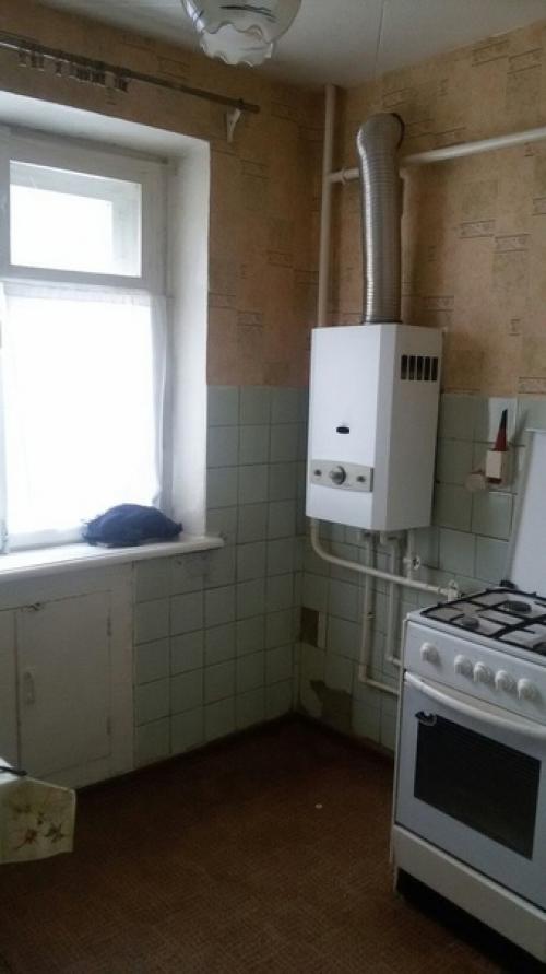 Была у нас квартира как говорят в простонародье, с бабушкиным ремонтом. 02