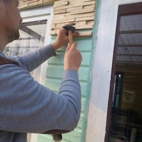 Вот же мужик с обшивкой дома заморочился. 02