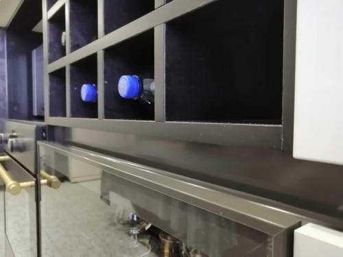 Вот собственно показываю свою кухню. 08