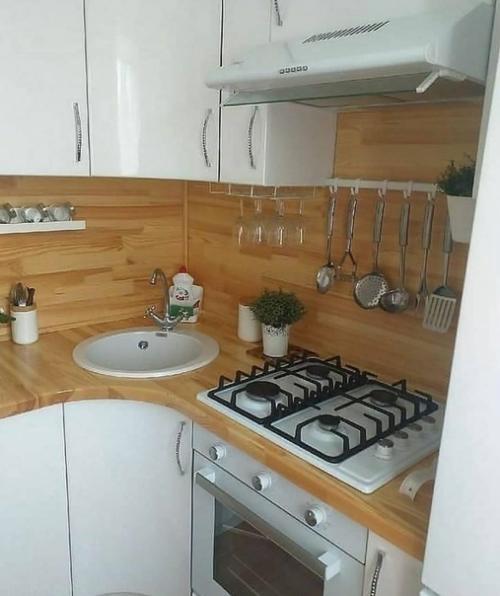 Наша небольшая кухня в доме 60 х годов постройки, площадь всего 5 кв. 02