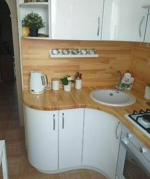 Наша небольшая кухня в доме 60 х годов постройки, площадь всего 5 кв.