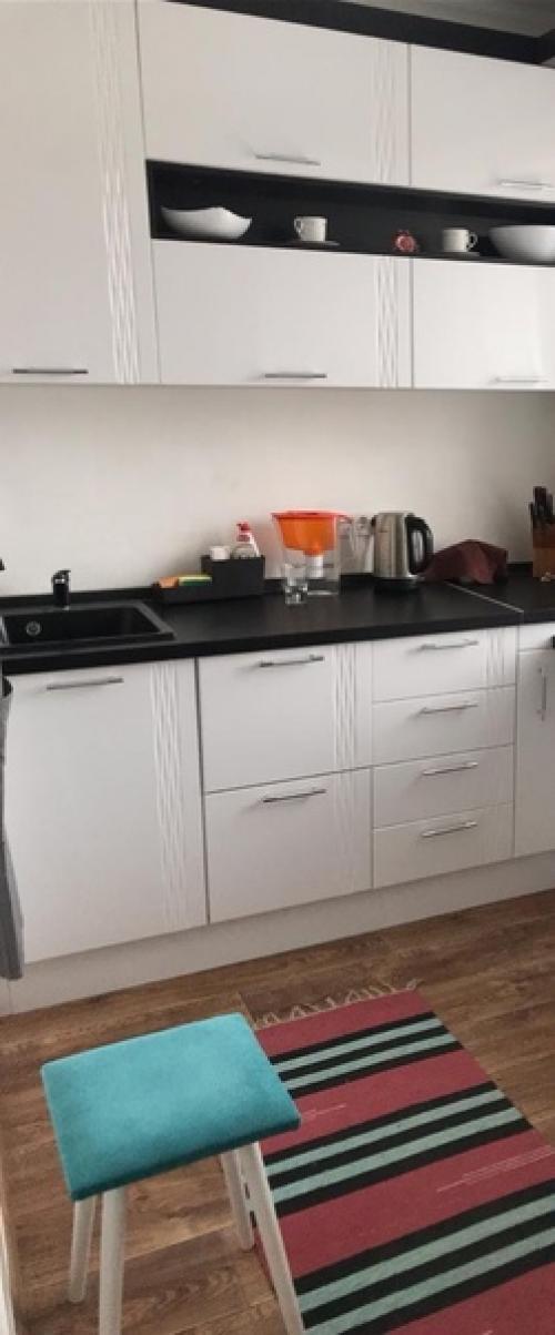 Моя кухня.  Придерживались дизайна сочетания белого с черным, ведь оно придает очень современный вид интерьеру. 03