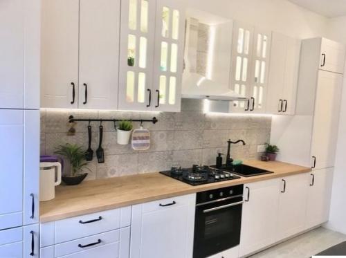 Вот так наша квартира до ремонта выглядела. 03