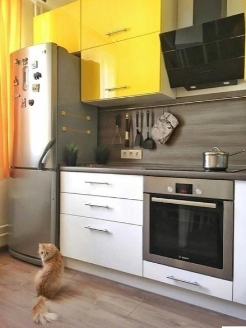 Во время ремонта пришла в голову идея, разбавить интерьер оранжевым цветом.