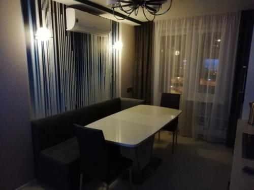 Это наша кухонка в новостройке. 09