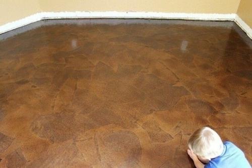 Решили поэкспериментировать и сделали такую имитацию камня из обычной упаковочной бумаги. 03