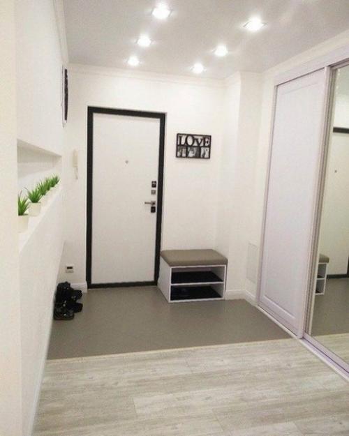 При ремонте мы решили, что нужно сделать такой дизайн квартиры, чтобы он был как можно светлее и создавал Максиму уюта. 06