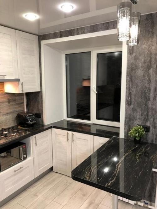 Таким образом мы себе кухню отремонтировали. 03