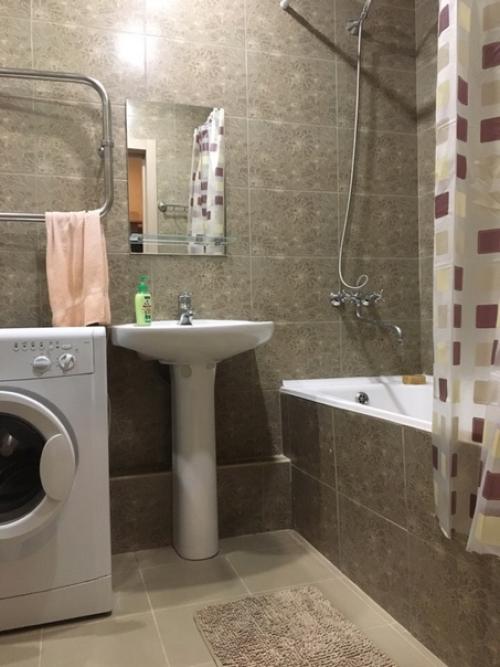 Пришлось немного повозиться, чтобы сделать ремонт. 05