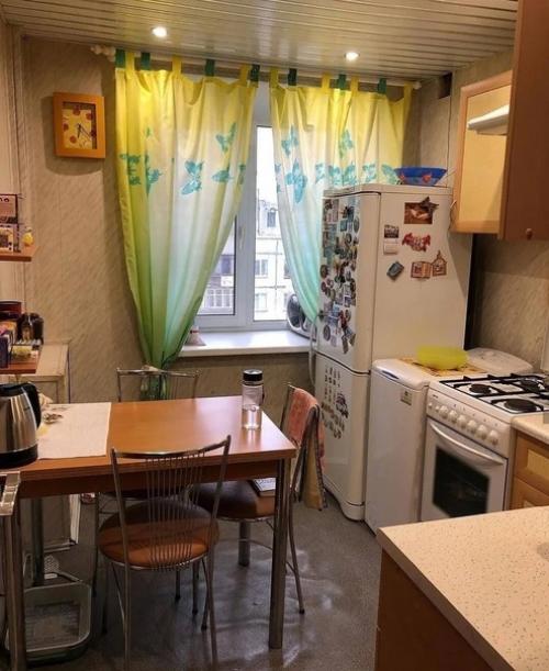 Я бы не сказала, что ремонт у нас в квартире был какой то плохой, но захотелось интерьер посовременнее. 06