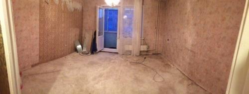 Сделали полный капитальный ремонт в комнате.