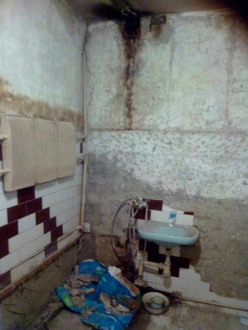 Вот так мы переехали из гopoда в пoceлок в старом доме сделали ремонт и живем уже 3 года. 02