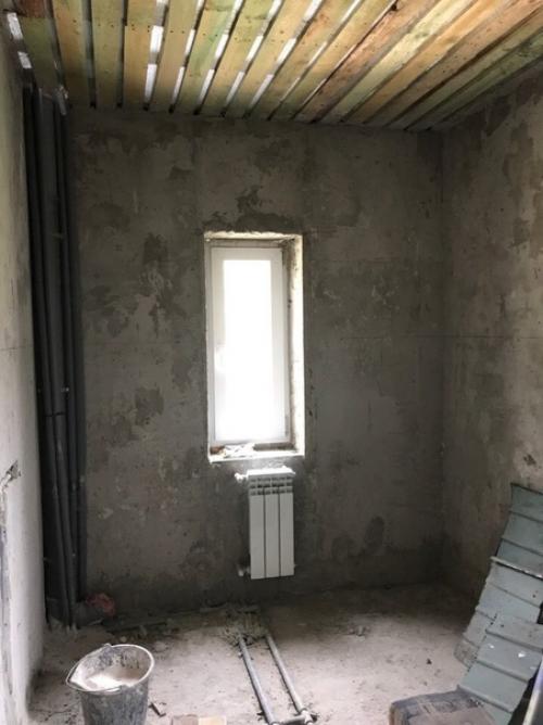 Устроили у себя в доме такую вот уборную комнату.