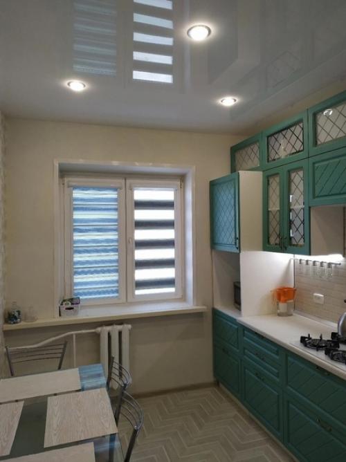 Мы с мужем вложили большие силы в наш новый ремонт кухни.