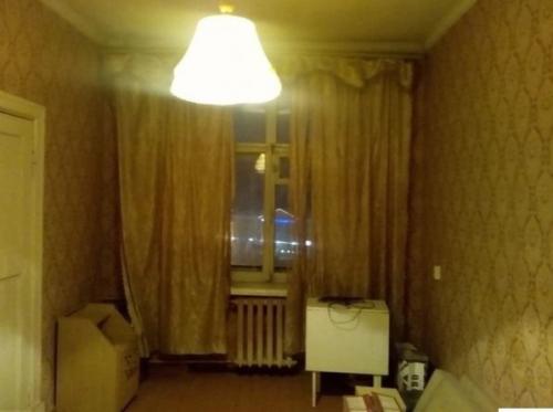 Вот так наша квартира до ремонта выглядела. 01