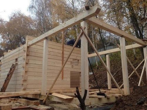 Такую баньку я на участке отстроил. 01