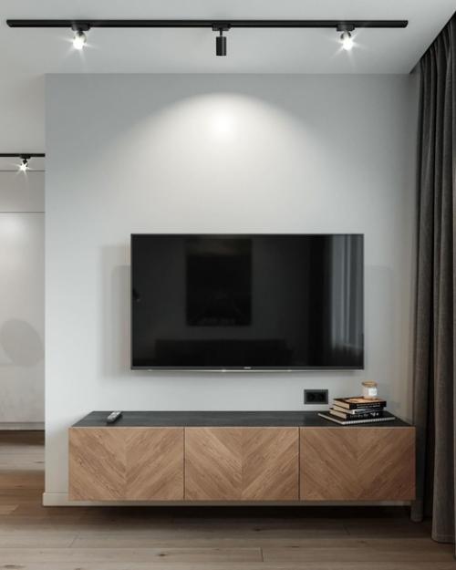 Это моя скромная холостяцкая студия. 04