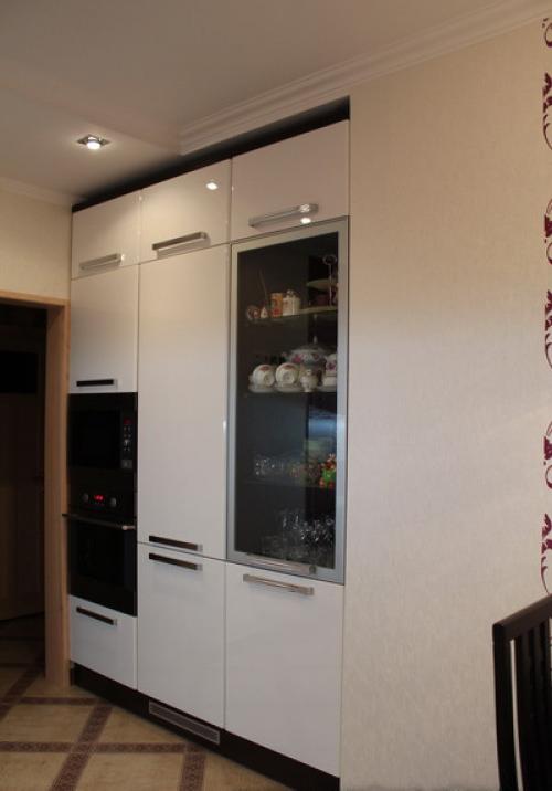 Площадь нашей кухни почти 12 кв. 03