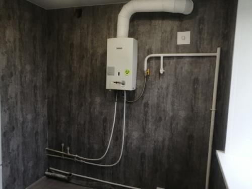 Это был мой первый опыт в ремонте, я даже и представить не мог, что это так трудно. 03