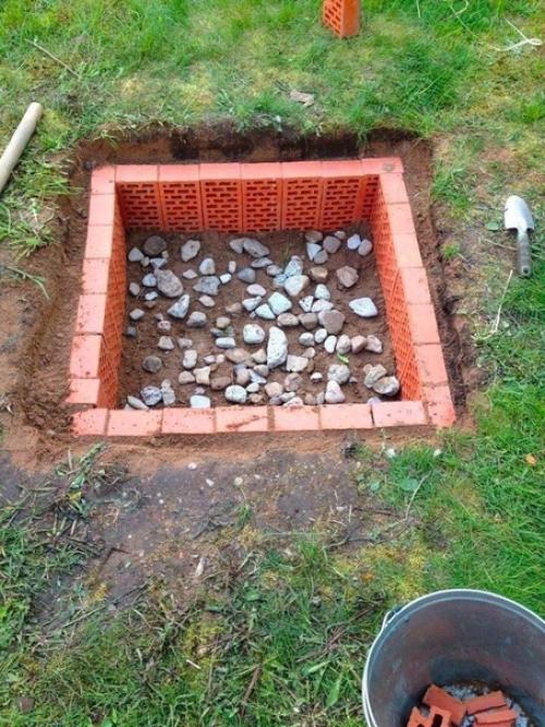 Неожиданно пришла в голову идея организации лаундж зоны на участке. 02