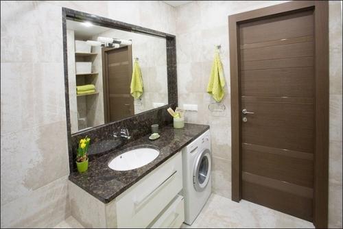 Сделали такой подарок для мамы, отремонтировали полностью ей квартиру. 06