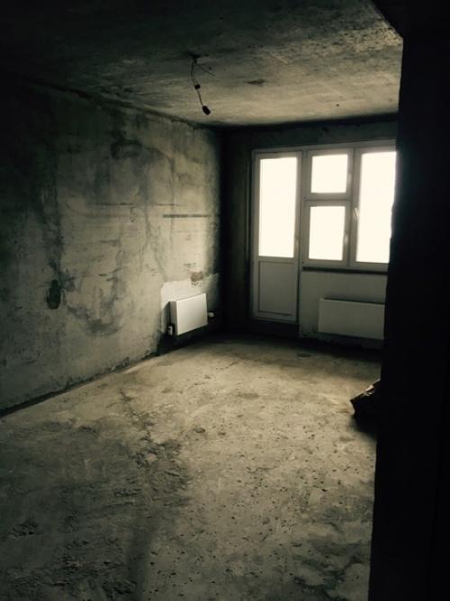 Квартиру брали без отделки, поэтому ремонт весь делали с самого начала. 01