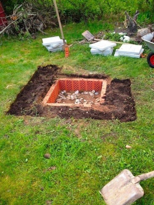 Неожиданно пришла в голову идея организации лаундж зоны на участке. 03