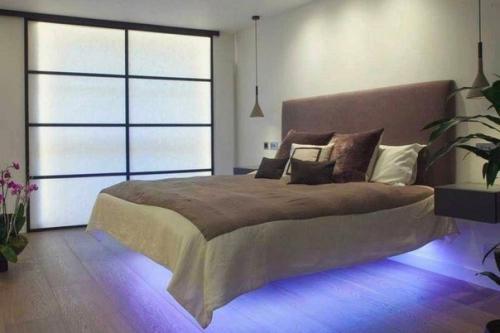 При обустройстве Парящей Кровати в спальне важно заботиться о надежности ее крепления. 02