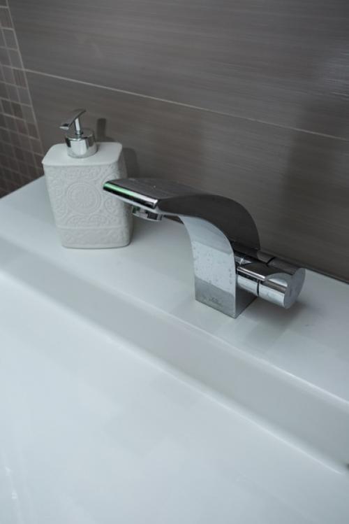 Вот так мы себе санузел оформили. 03