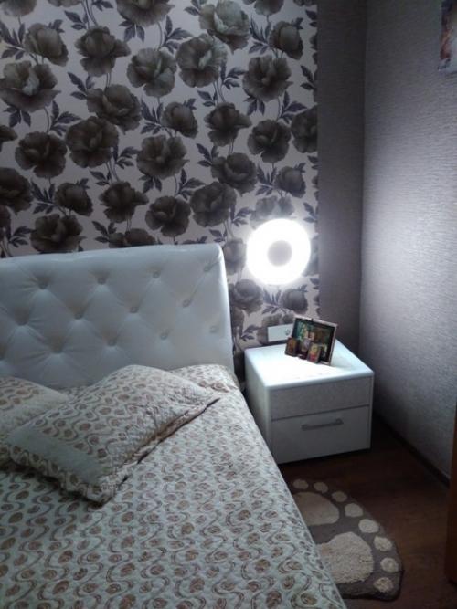 Вот такой ремонт мы сделали в своей спальне, все сами на пару с мужем. 03