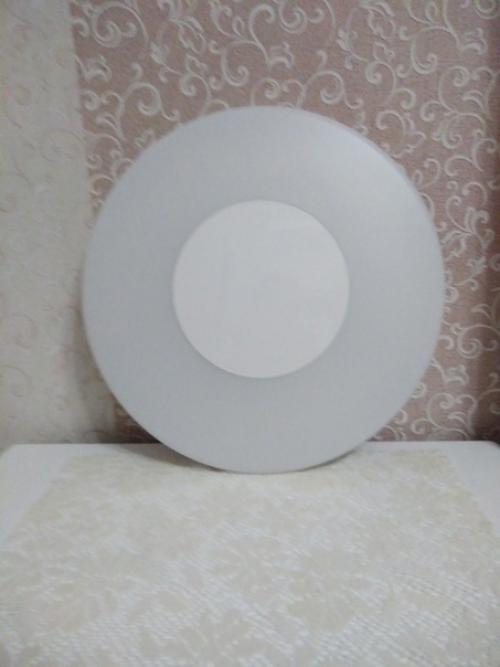 Вот такой ремонт мы сделали в своей спальне, все сами на пару с мужем. 04