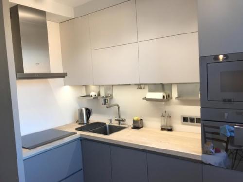 Наша новенькая и красивая кухня в современном стиле.