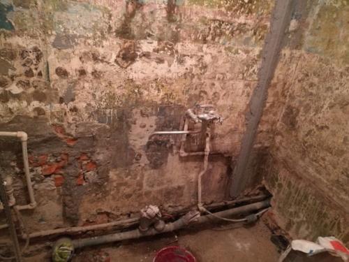 Наш простенький ремонт в ванной комнате, сильно не заморачивались.